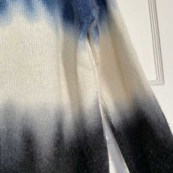 C by Bloomingdale's Dip-Dye Brushed Cashmere Sweater ombré - 100% Exclusive - Picture 5 of 7